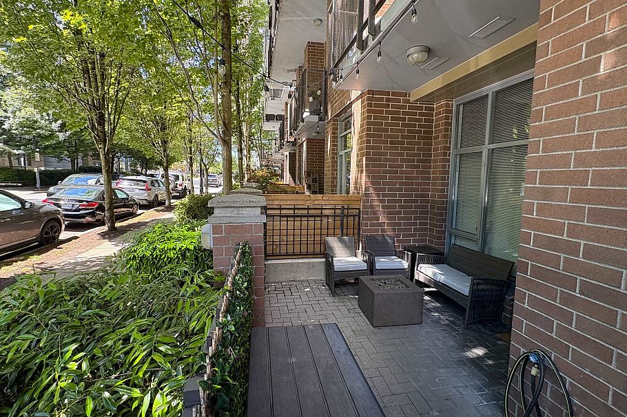 357 E 11th Avenue Vancouver, BC - 22