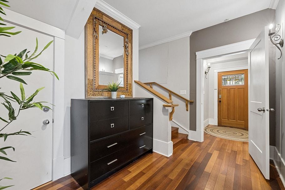 971 Nicola Street Vancouver, BC - 5