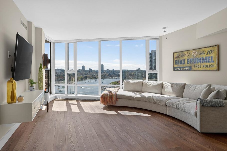 2503 8 Smithe Mews Vancouver, BC - 8