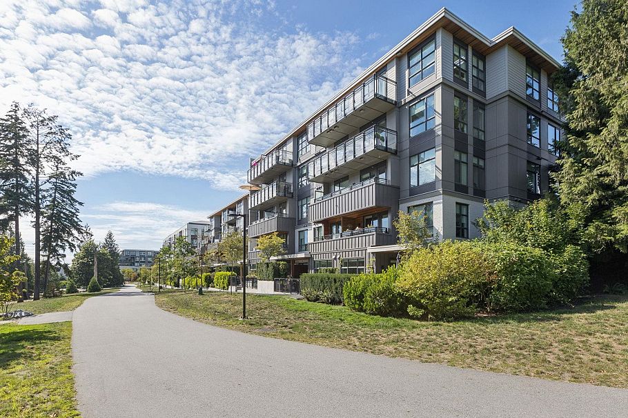 203 747 E 3rd Street North Vancouver, BC - 22