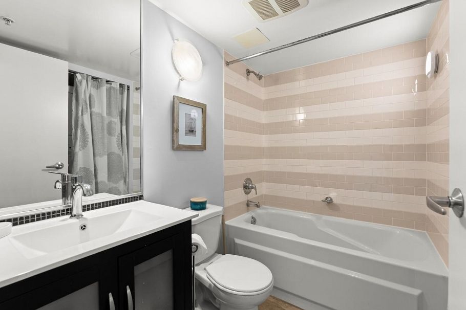 401 1238 Richards Street Vancouver, BC - 24