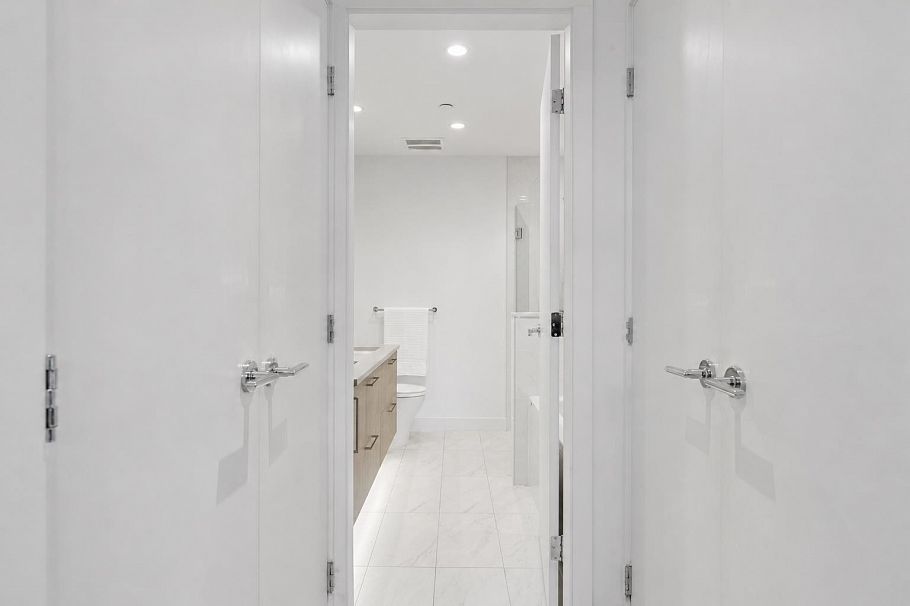 203 747 E 3rd Street North Vancouver, BC - 12