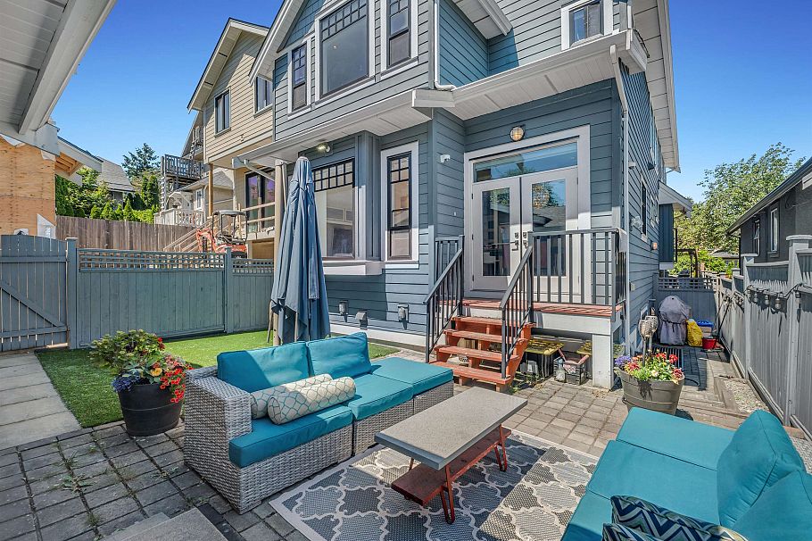 730 E 11th Avenue Vancouver, BC - 11