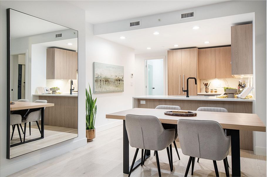908 2785 Library Lane North Vancouver, BC - 18