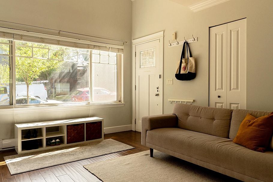 4883 Beatrice Street Vancouver, BC - 6