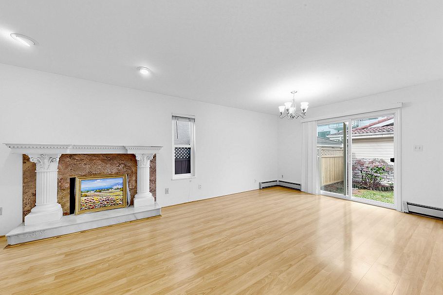 8377 Shaughnessy Street Vancouver, BC - 2