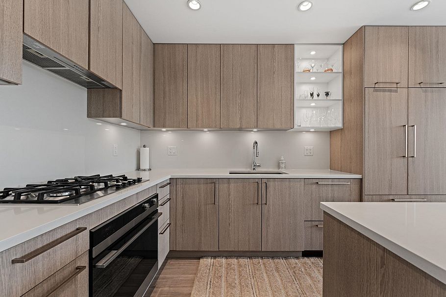 707 E 3 Street North Vancouver, BC - 9
