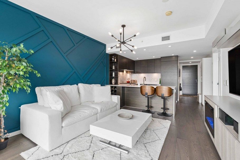 304 1819 W 5th Avenue Vancouver, BC - 2