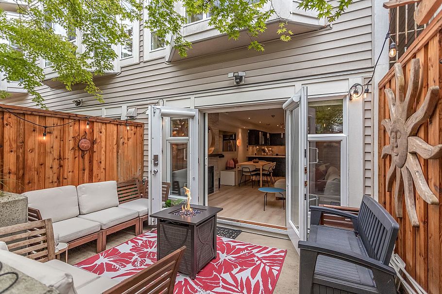 246 2565 W Broadway Street Vancouver, BC - 16