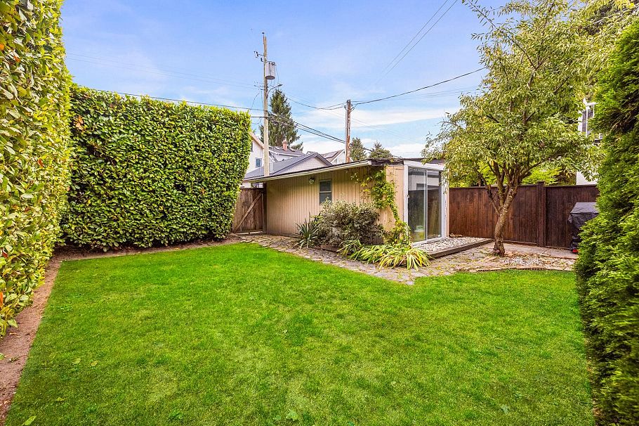 404 W 18th Avenue Vancouver, BC - 8