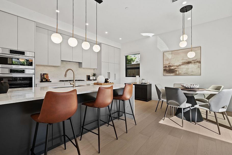 1605 E 21st Avenue Vancouver, BC - 9
