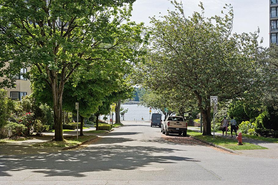 401 1315 Cardero Street Vancouver, BC - 25