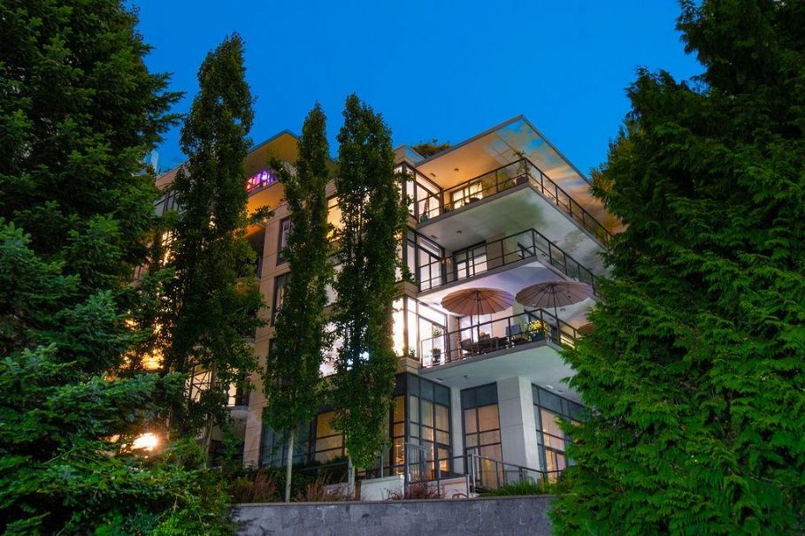 206 135 W 2nd Street North Vancouver, BC - 1