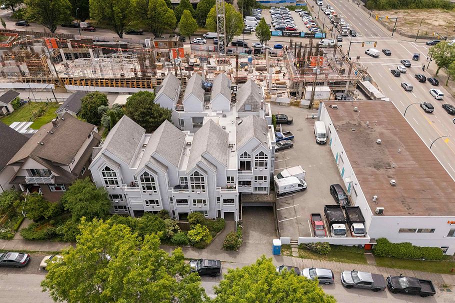 104 1330 Graveley Street Vancouver, BC - 28