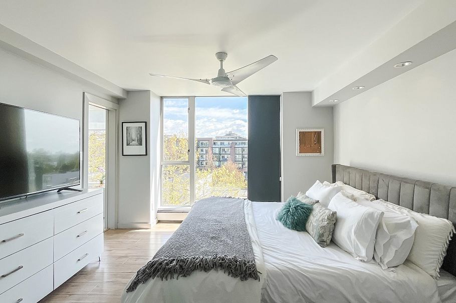 701 120 W 2nd Street North Vancouver, BC - 18