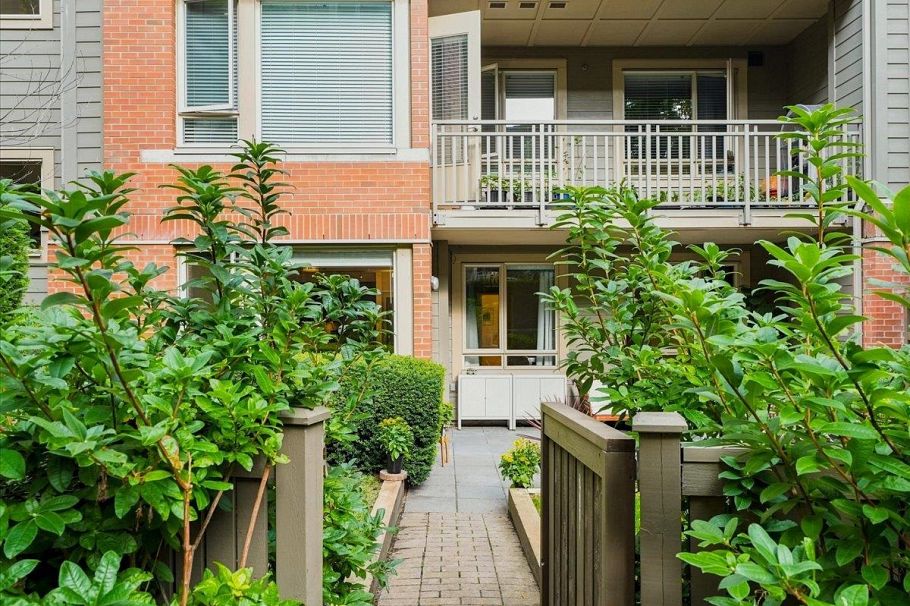 G11 139 W 22nd Street North Vancouver, BC - 31