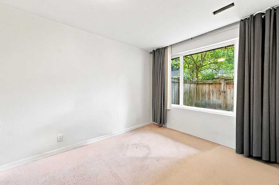 1071 Lillooet Road North Vancouver, BC - 14