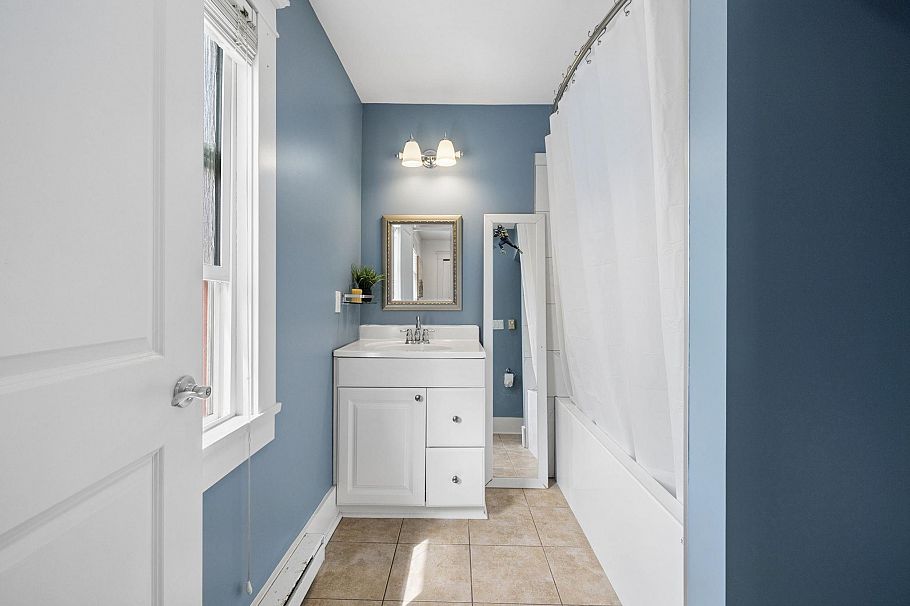971 Nicola Street Vancouver, BC - 20