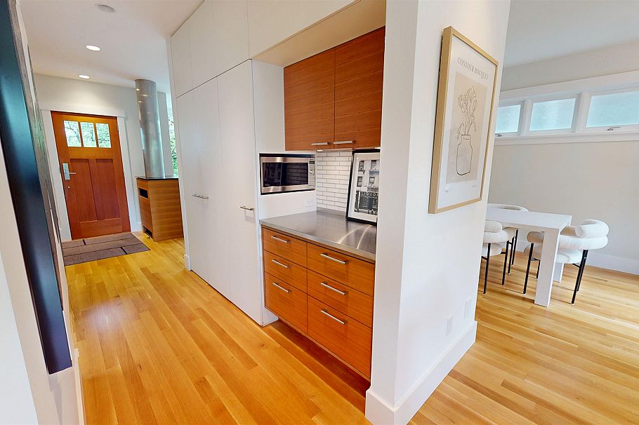 456 Aubrey Place Vancouver, BC - 10