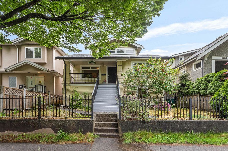 550 Cassiar Street Vancouver, BC - 1
