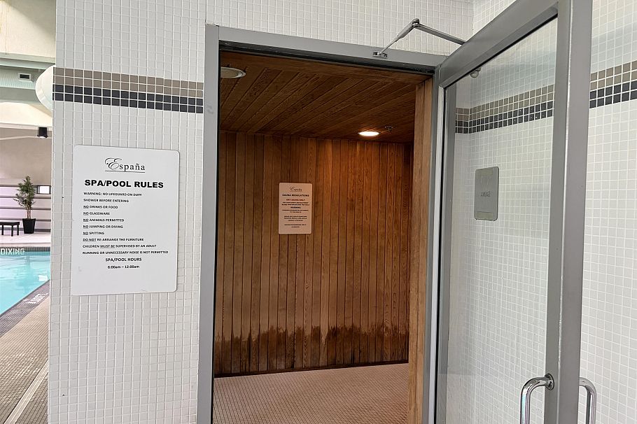 301 689 Abbott Street Vancouver, BC - 32
