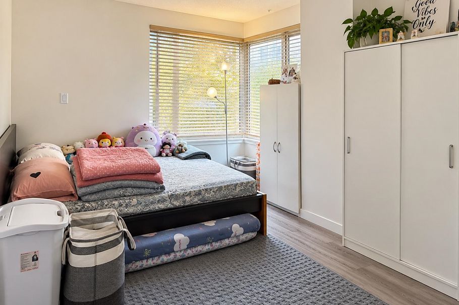 205 3455 Ascot Place Vancouver, BC - 4