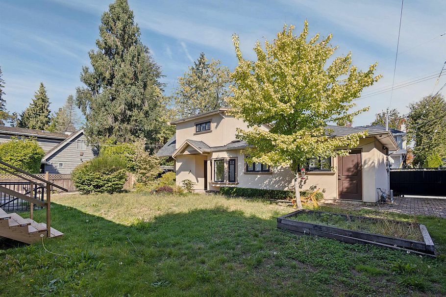 1441 W 49th Avenue Vancouver, BC - 23