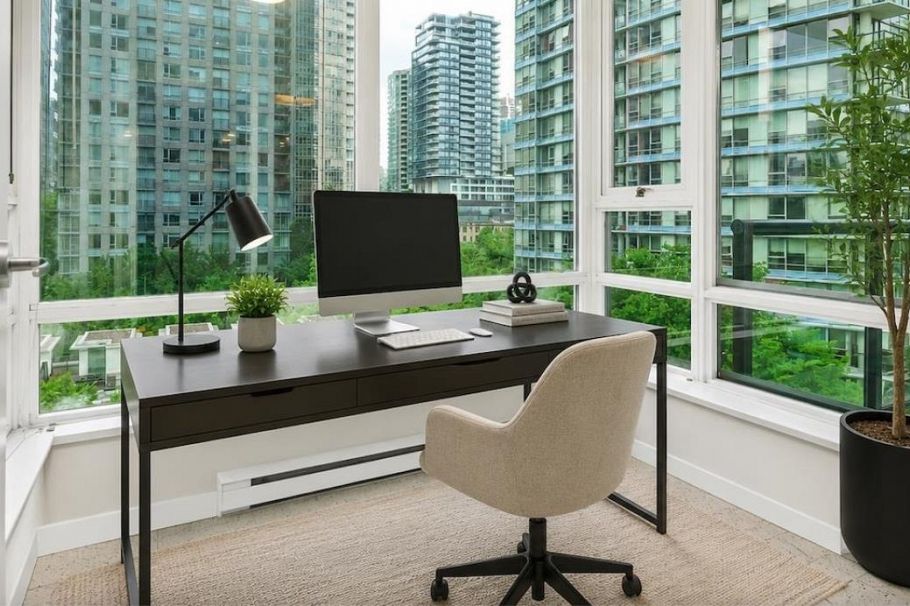 808 939 Expo Boulevard Vancouver, BC - 3