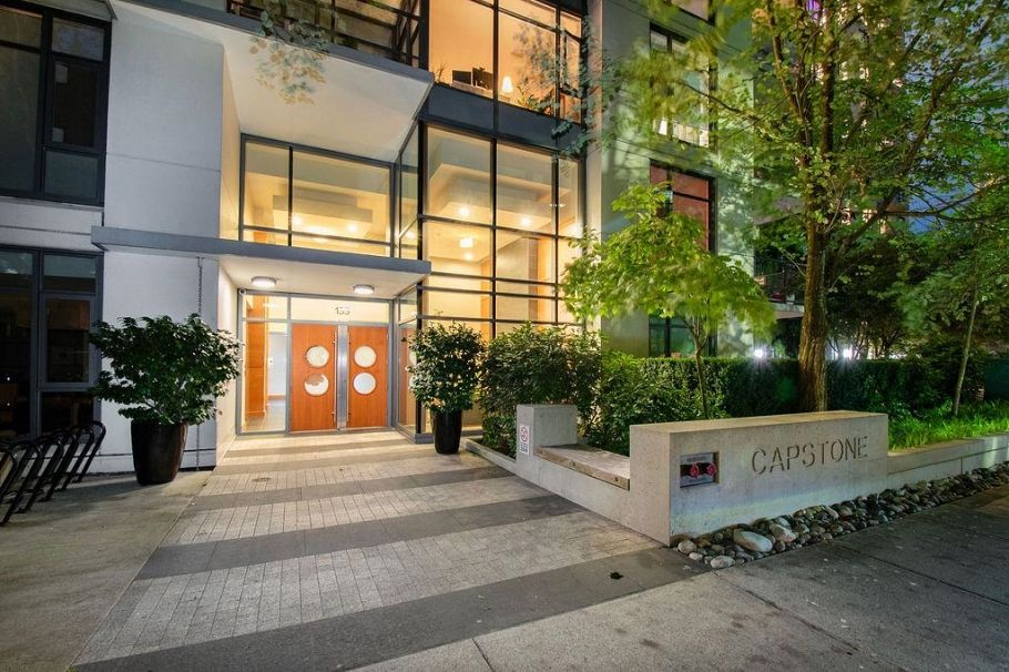 206 135 W 2nd Street North Vancouver, BC - 2