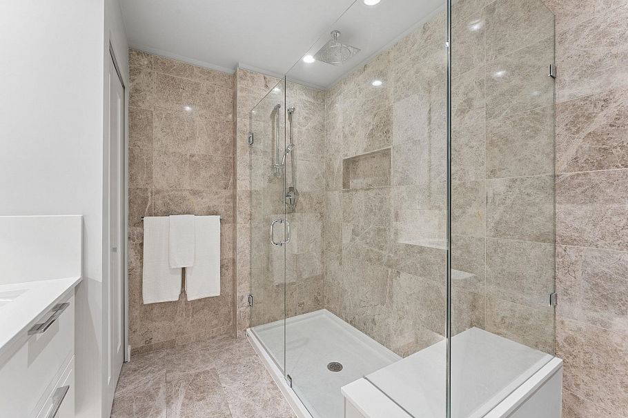 1208 118 Carrie Cates Court North Vancouver, BC - 27