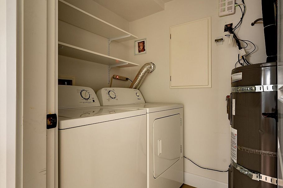 4883 Beatrice Street Vancouver, BC - 30