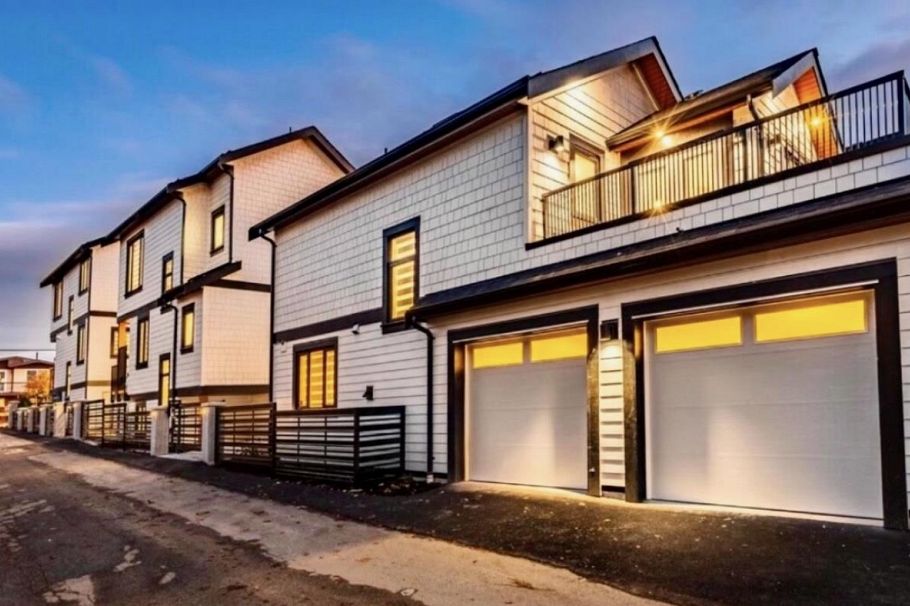 5447 Killarney Street Vancouver, BC - 2