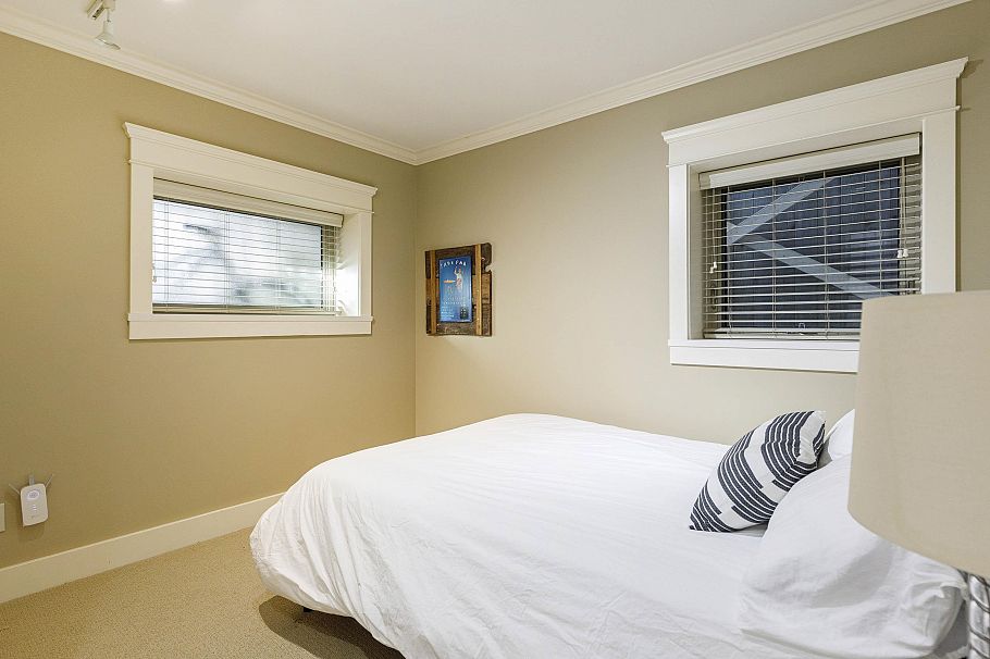 2115 Macdonald Street Vancouver, BC - 21