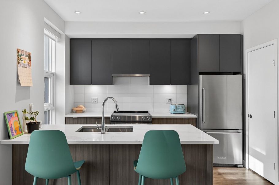 3 8693 Oolichan Way Vancouver, BC - 9