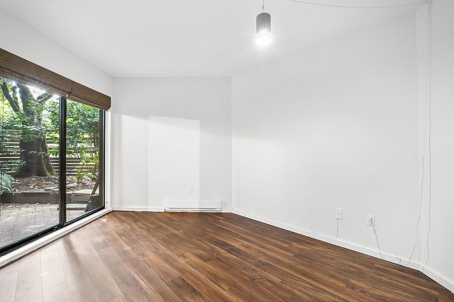 105 3191 Mountain Highway North Vancouver, BC - 13