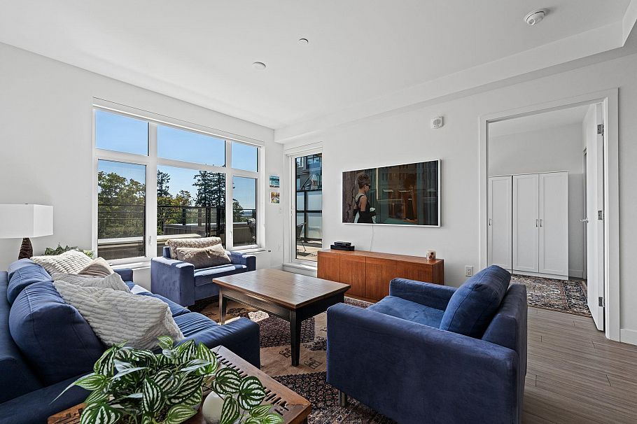 707 E 3 Street North Vancouver, BC - 14