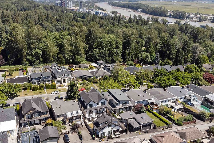 8007 Elliott Street Vancouver, BC - 19