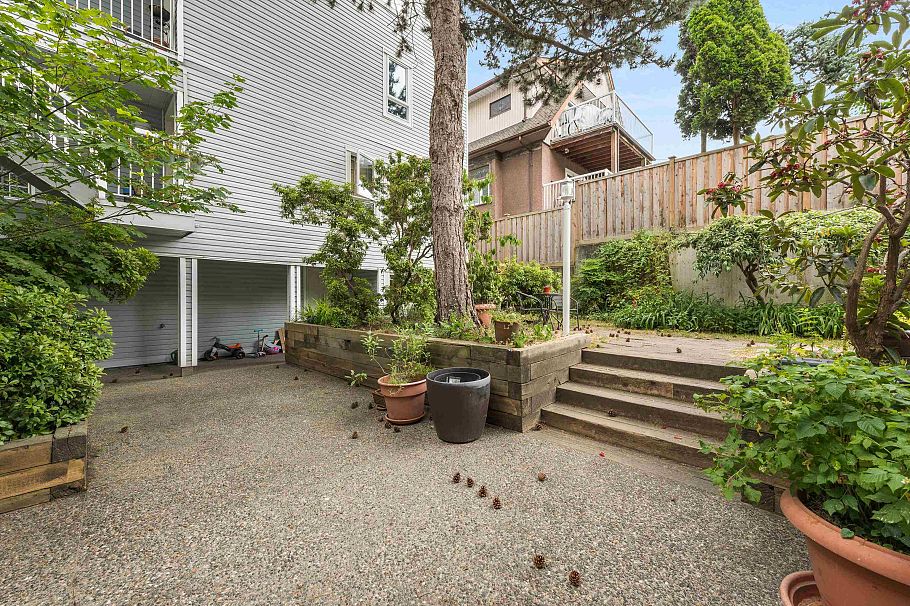 104 1330 Graveley Street Vancouver, BC - 24