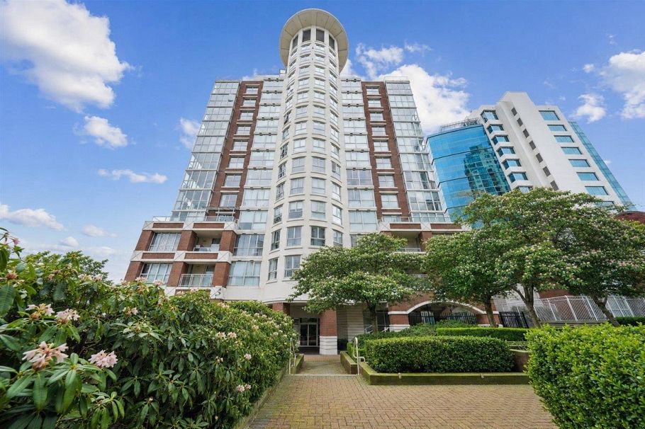 502 1255 Main Street Vancouver, BC - 1