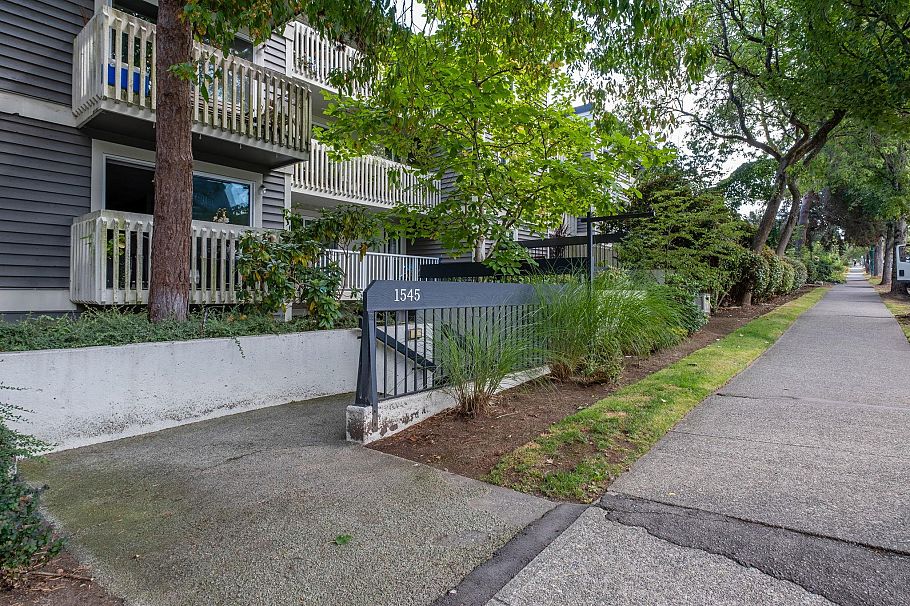 305 1545 E 2nd Avenue Vancouver, BC - 22