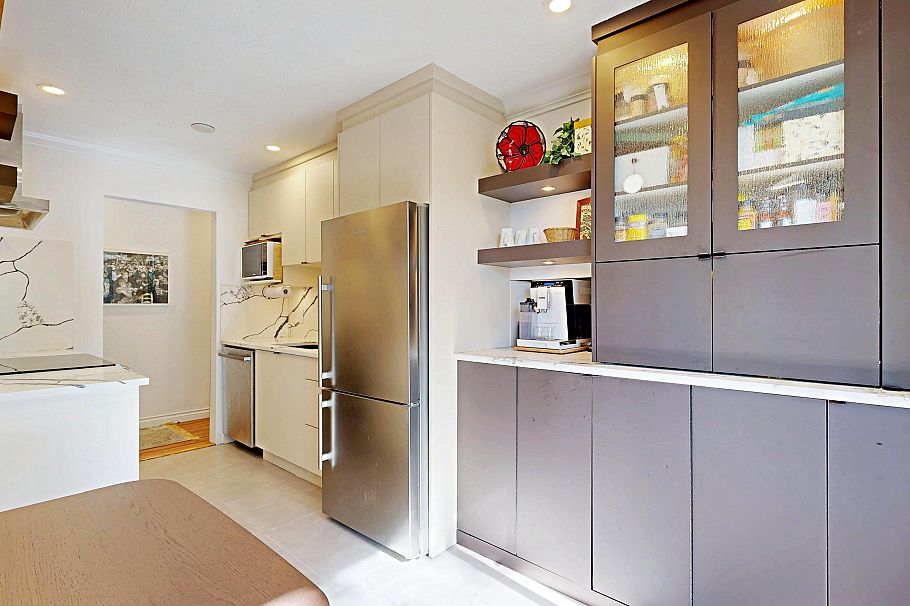 204 252 W 2nd Street North Vancouver, BC - 8