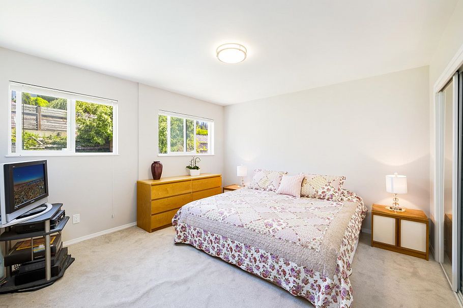 454 Monteray Avenue North Vancouver, BC - 13