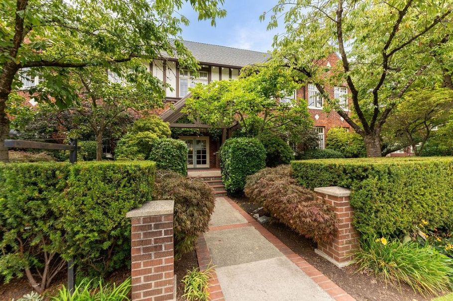 104 1811 W 16th Avenue Vancouver, BC - 29