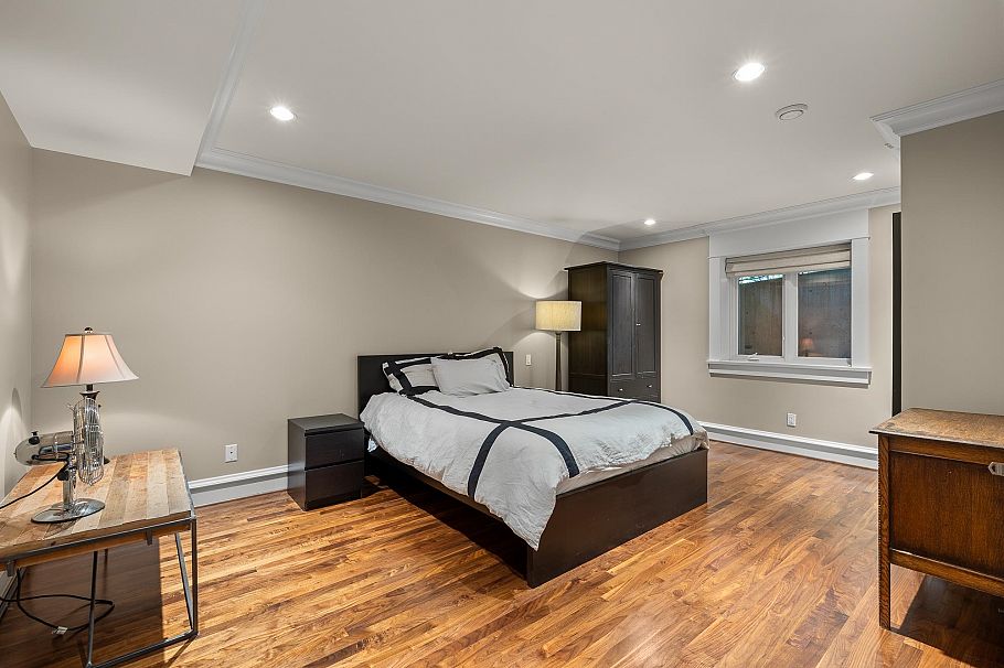 5168 Redonda Drive North Vancouver, BC - 19