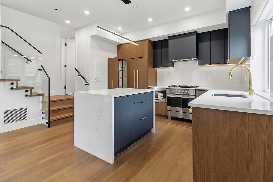 2 552 Kaslo Street Vancouver, BC - 8