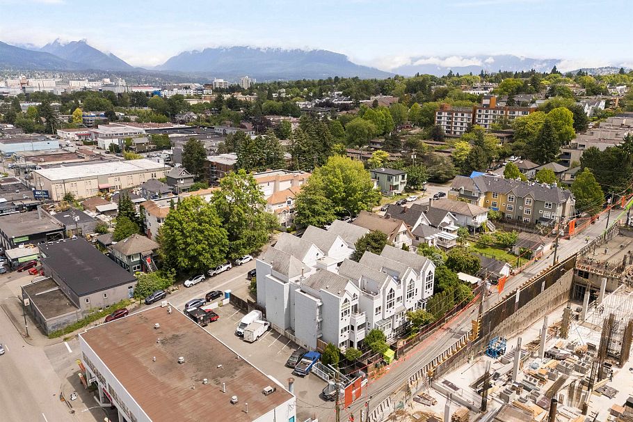 104 1330 Graveley Street Vancouver, BC - 30