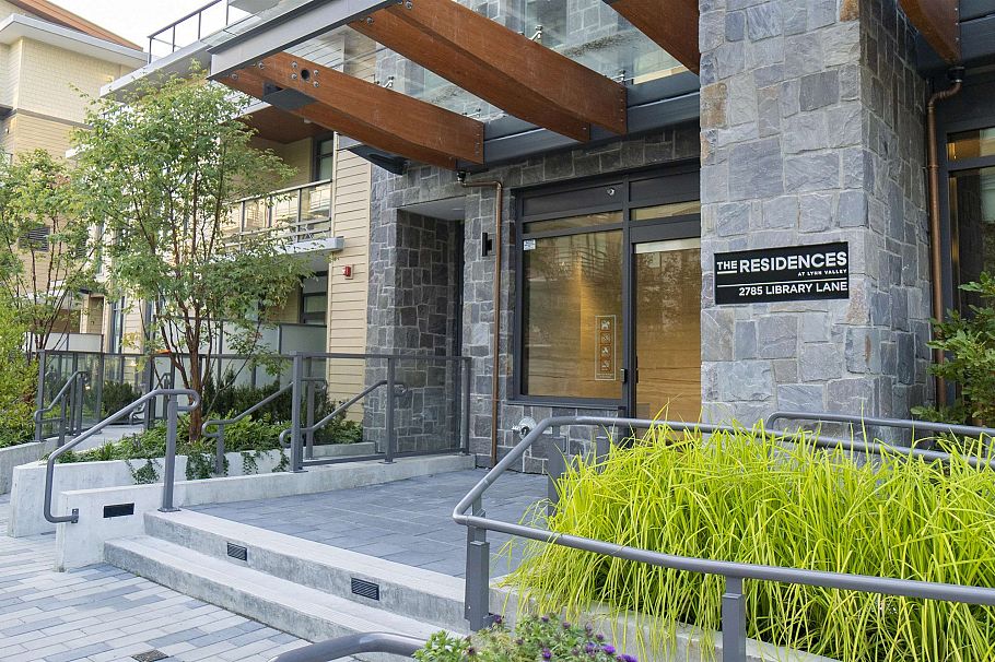 908 2785 Library Lane North Vancouver, BC - 33
