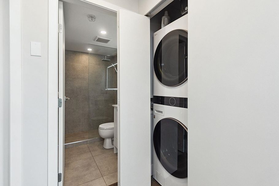 2406 1155 Seymour Street Vancouver, BC - 25
