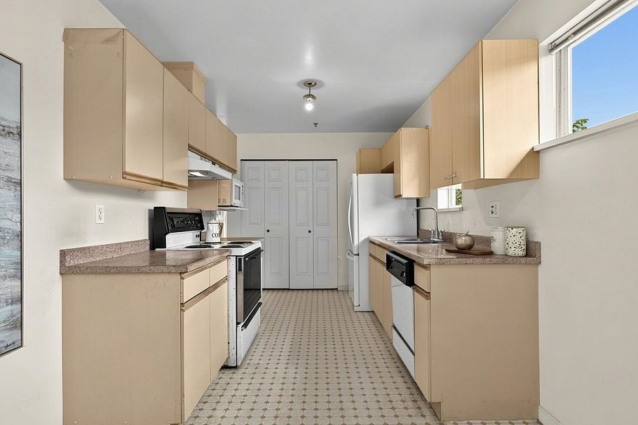 14 4157 Sophia Street Vancouver, BC - 16