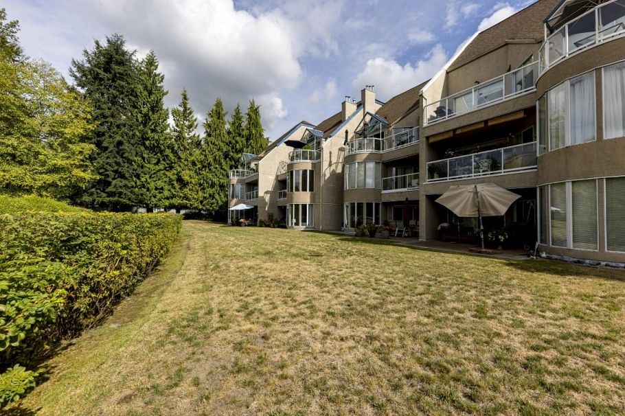 108 999 Berkley Road North Vancouver, BC - 18